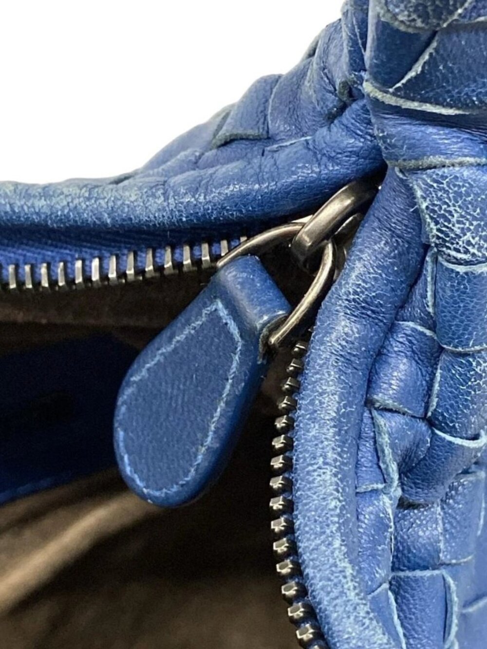 BOTTEGA VENETA Intrecciato Blue Leather B********* Handbag - Picture 12 of 15